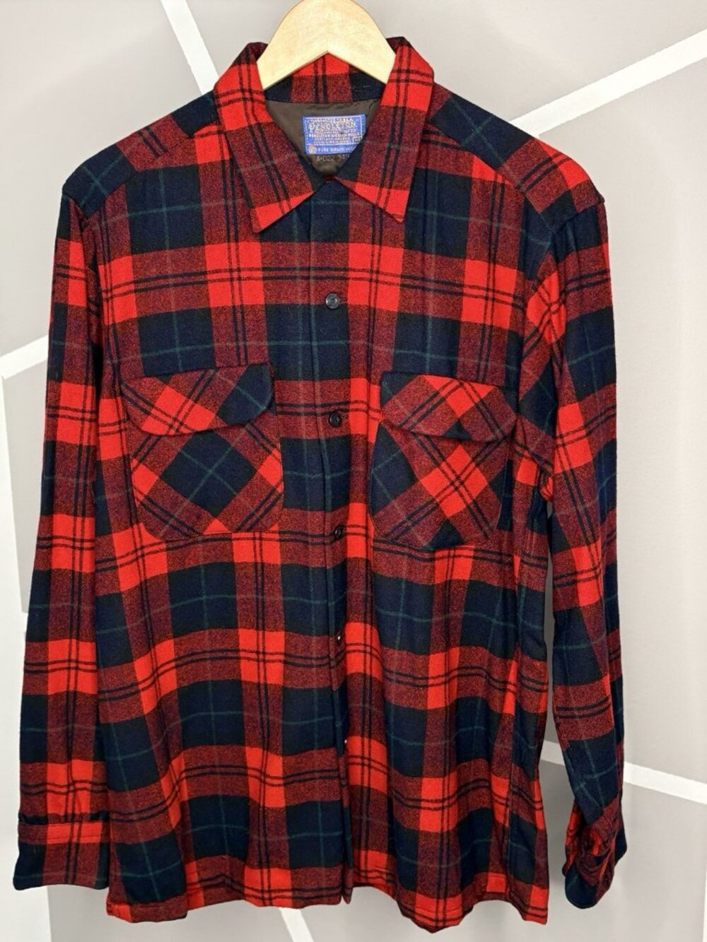 Vintage Pendleton Board Shirt Mens Medium Plaid Wool Flannel Made in USA 60s 70s